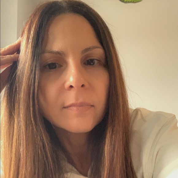 Meet your Posher, Gina - Picture 1 of 1